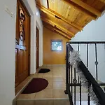 بيت ضيافة Planinski Raj ترافنيك