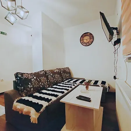Gostinjska kuća Planinski Raj 3*